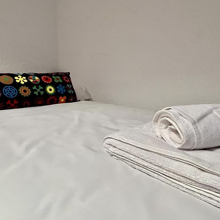 Hostal Nomadas By Gloove Вильяльба-де-ла-Сьерра Экстерьер фото